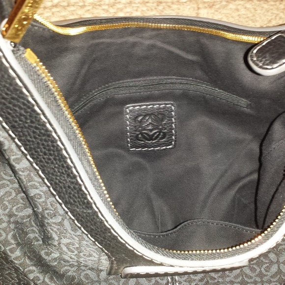 🥳3xHP🥳Loewe Large Black Hobo Bag Only 100% Authentic - Picture 11 of 12